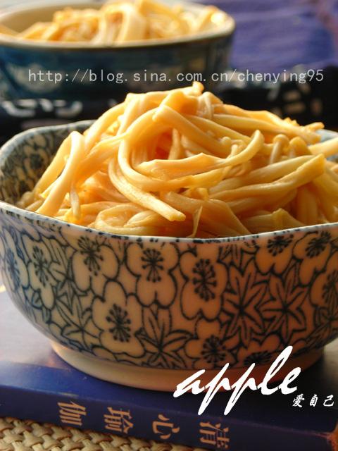 凉拌豆腐、凉拌金针菇、酸辣凉拌海带丝的做法(减肥食谱-这么吃一个月轻松掉8斤肉)
